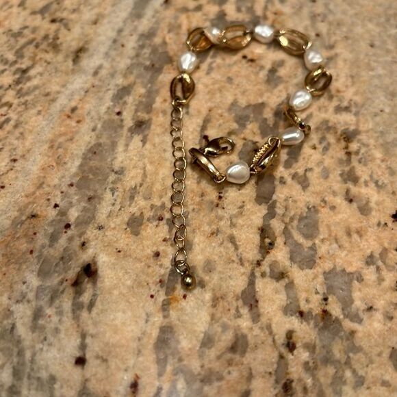Fresh water pearl and gold bracelet. The clasp is broken and needs to be fixed - Picture 6 of 6
